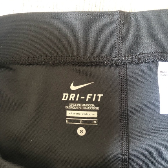 Nike Dri-fit shorts - Picture 4 of 4